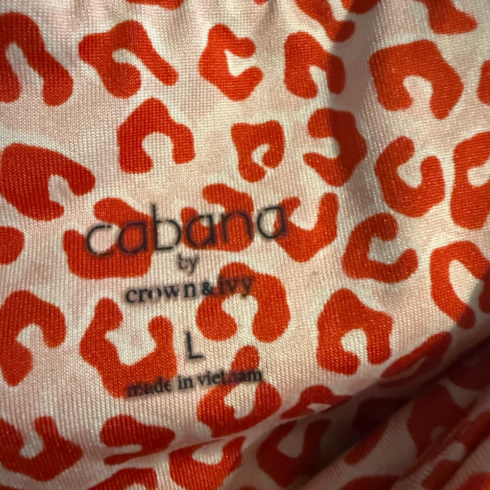 crown & ivy Red and White Patterned Leggings - Picture 3 of 3
